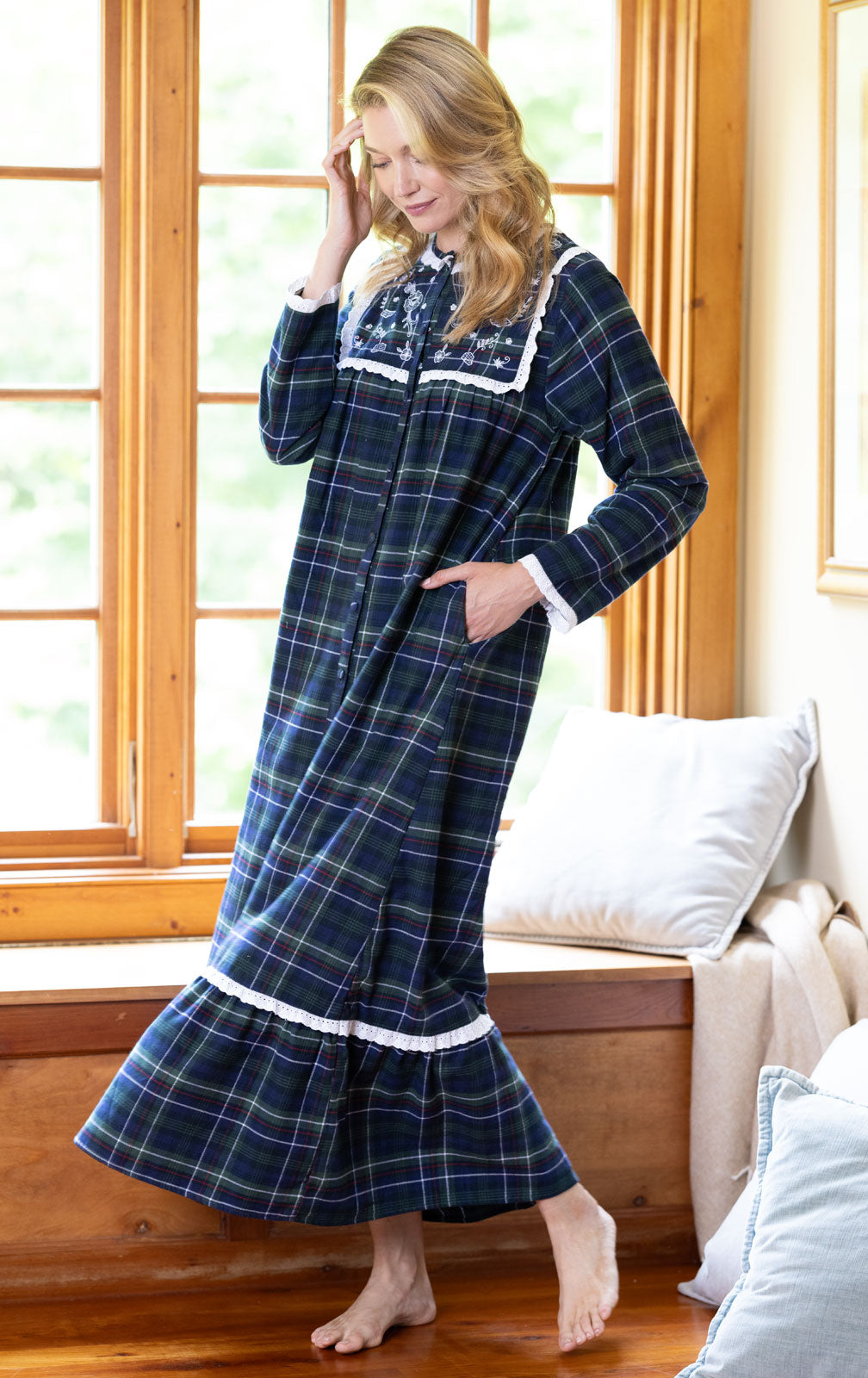 Classy Nightgowns Women's Victorian Flannel Nightgown - Long Sleeve, Knee Length, Ruffle & Lace Trim Cozy Sleepwear Loungewear Classy Nightgowns Women's Victorian Flannel Nightgown - Long Sleeve, Knee Length, Ruffle & Lace Trim Cozy Sleepwear Loungewear